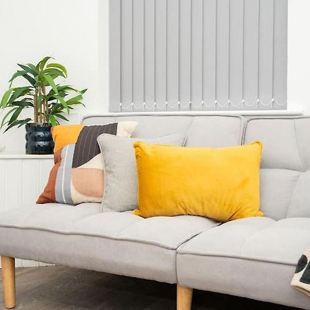 Stylish Home In York - Free Wifi & Parking - Close To Racecourse & City Centre 外观 照片