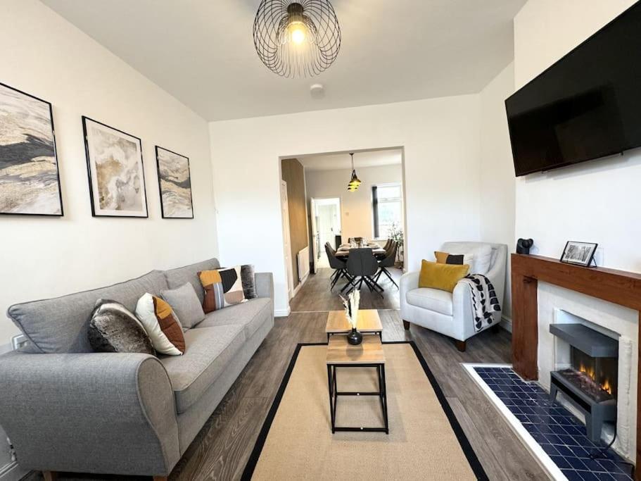 Stylish Home In York - Free Wifi & Parking - Close To Racecourse & City Centre 外观 照片
