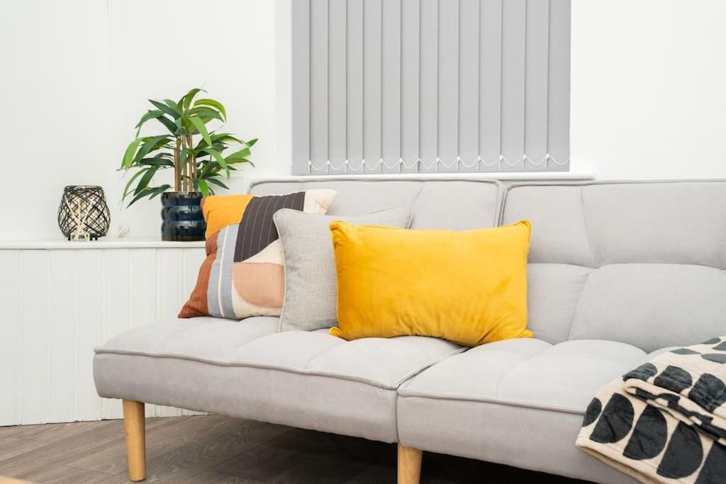 Stylish Home In York - Free Wifi & Parking - Close To Racecourse & City Centre 外观 照片